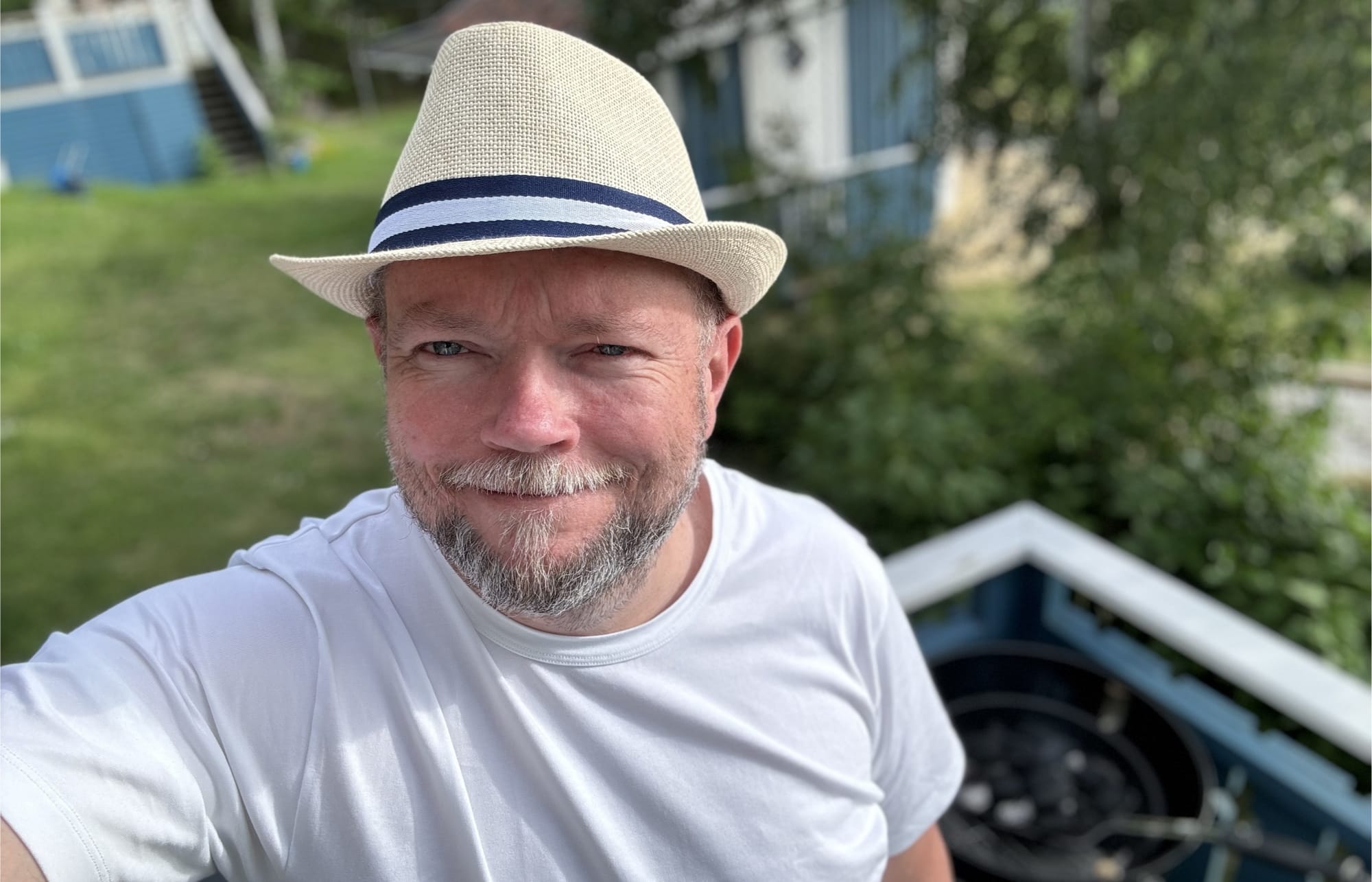 Hold on to your hat!